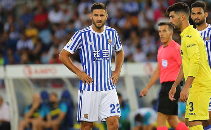 Camiseta Real Sociedad Raúl Navas Camiseta Real Sociedad Raúl Navas